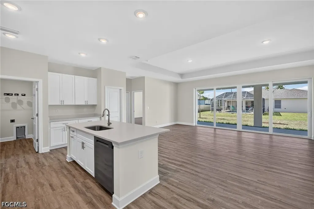 1208 NW 19th Street Cape Coral FL 33993