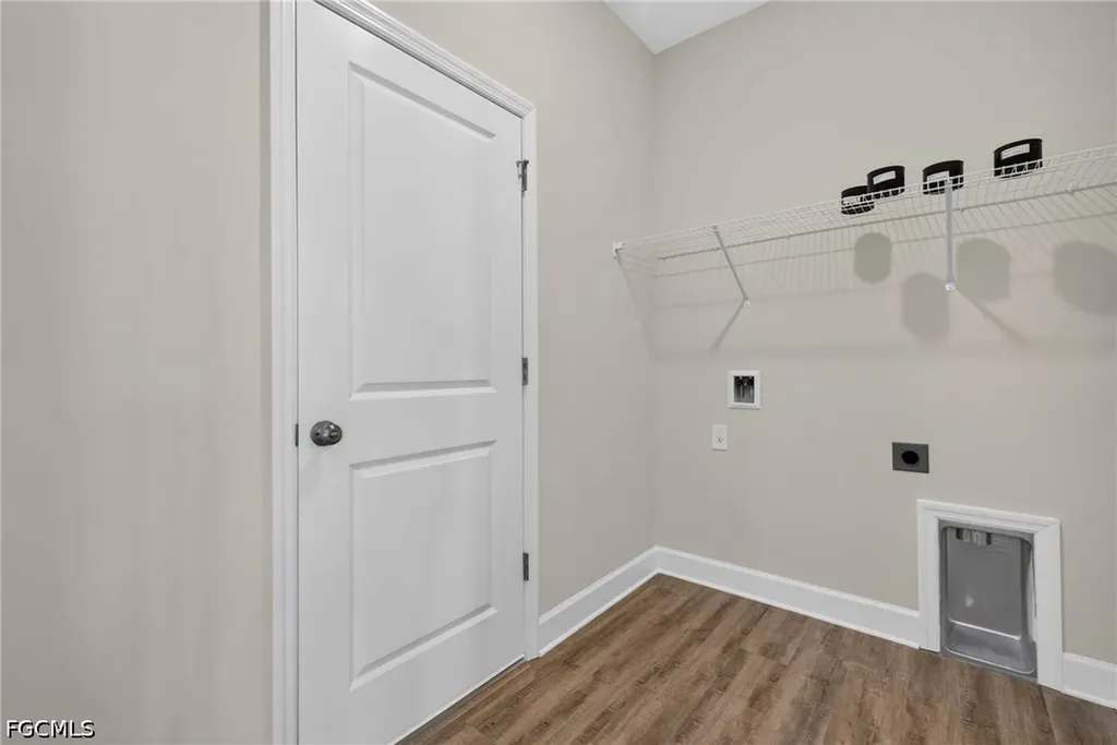 1208 NW 19th Street Cape Coral FL 33993