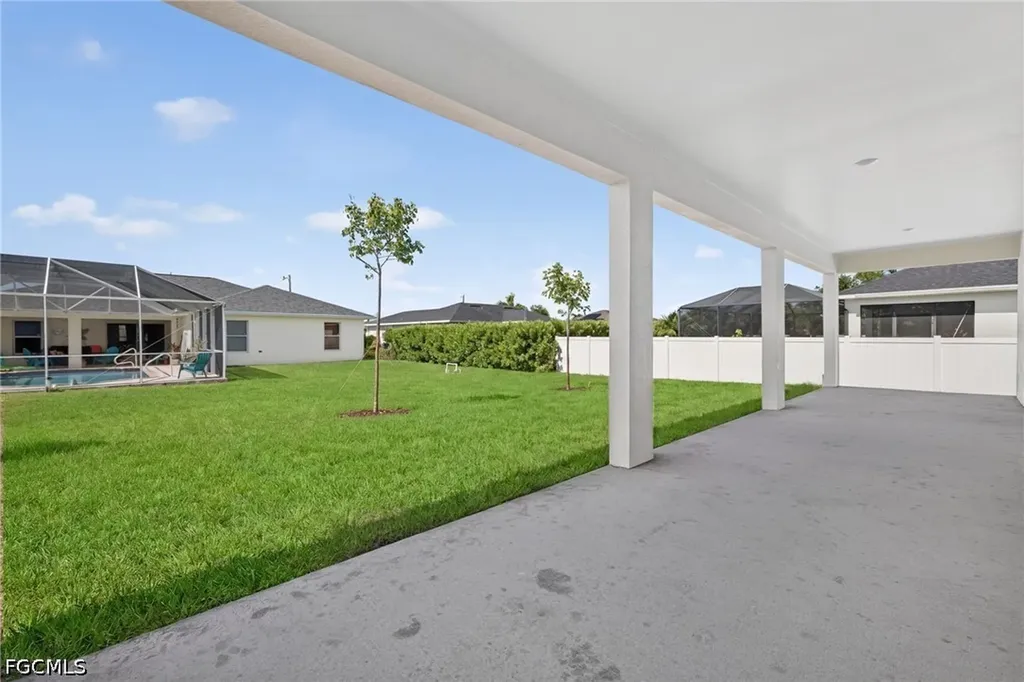1208 NW 19th Street Cape Coral FL 33993