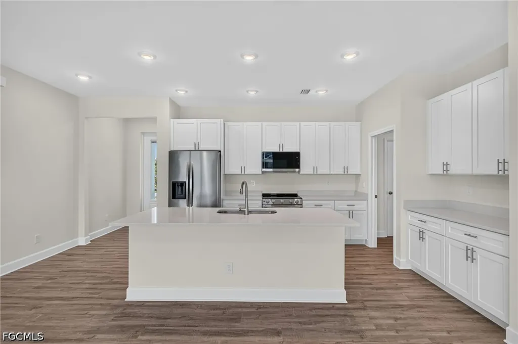 1208 NW 19th Street Cape Coral FL 33993