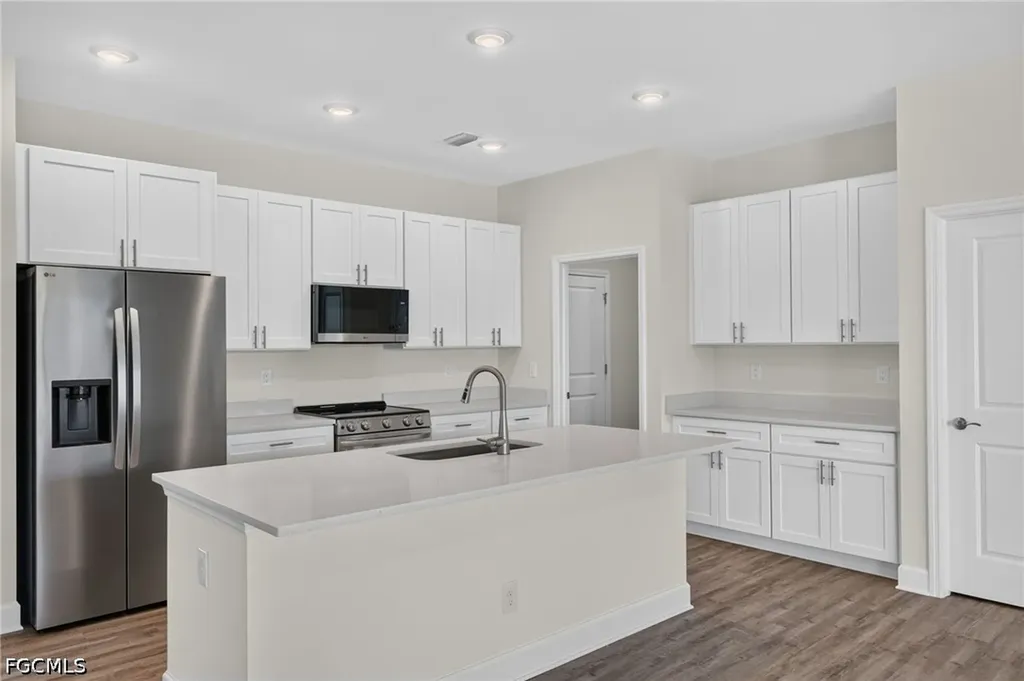 1208 NW 19th Street Cape Coral FL 33993