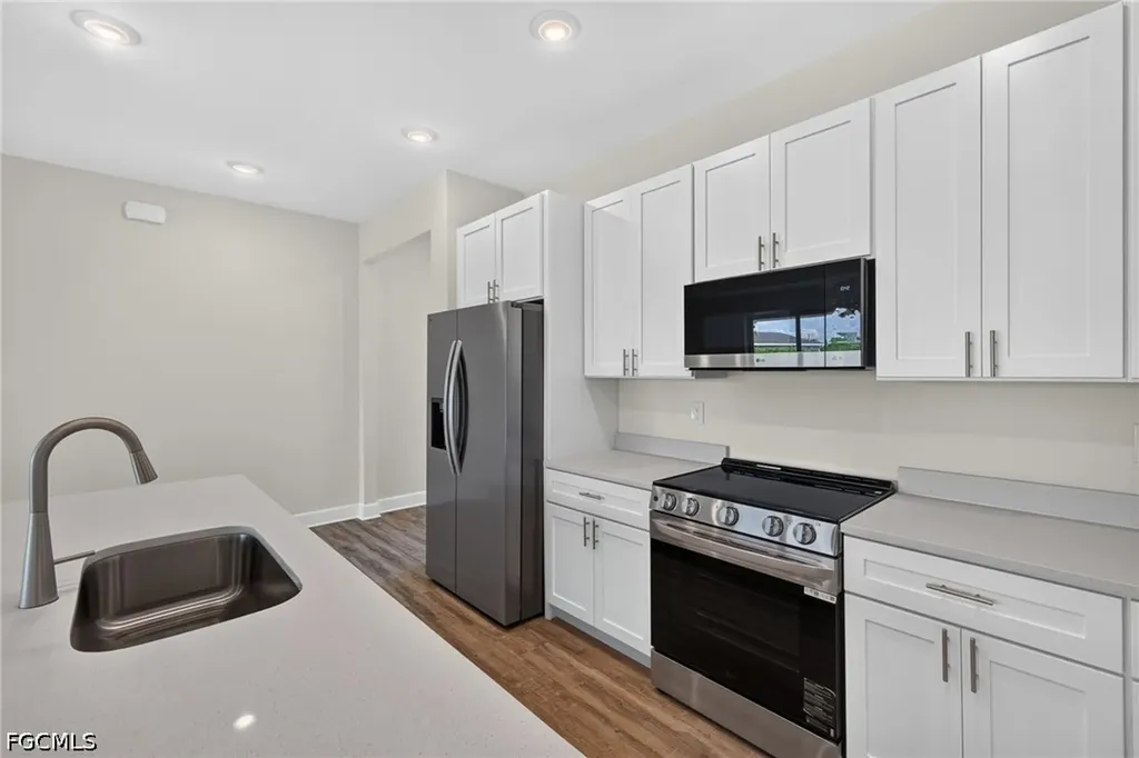 1208 NW 19th Street Cape Coral FL 33993