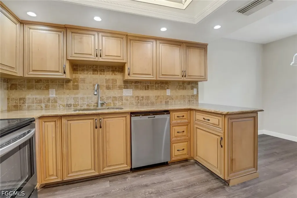 7115 Lakeridge Court Fort Myers FL 33907