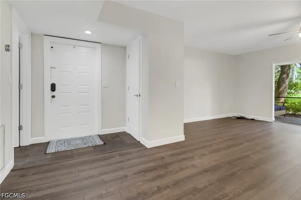 7115 Lakeridge Court Fort Myers FL 33907