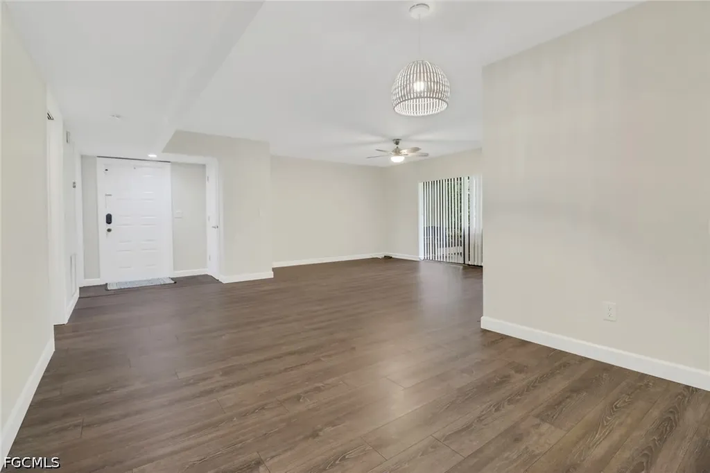 7115 Lakeridge Court Fort Myers FL 33907