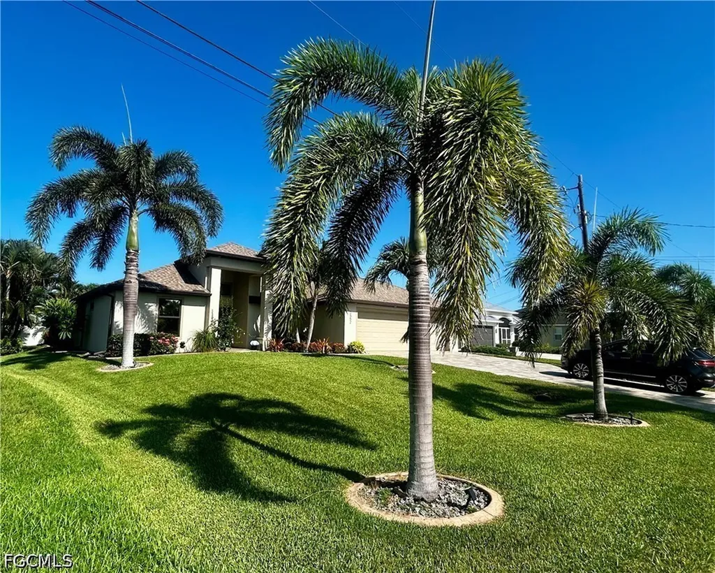 2552 SW 28th Avenue Cape Coral FL 33914