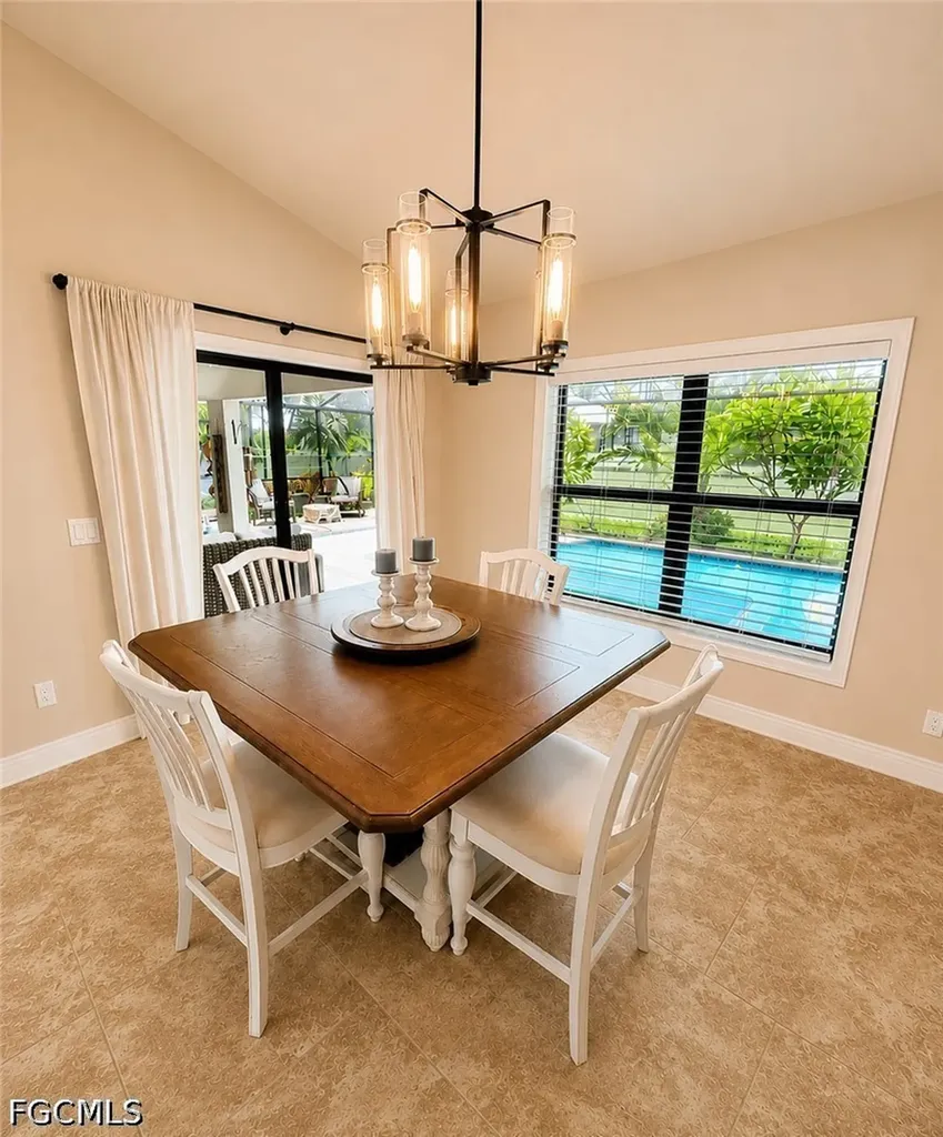 2552 SW 28th Avenue Cape Coral FL 33914