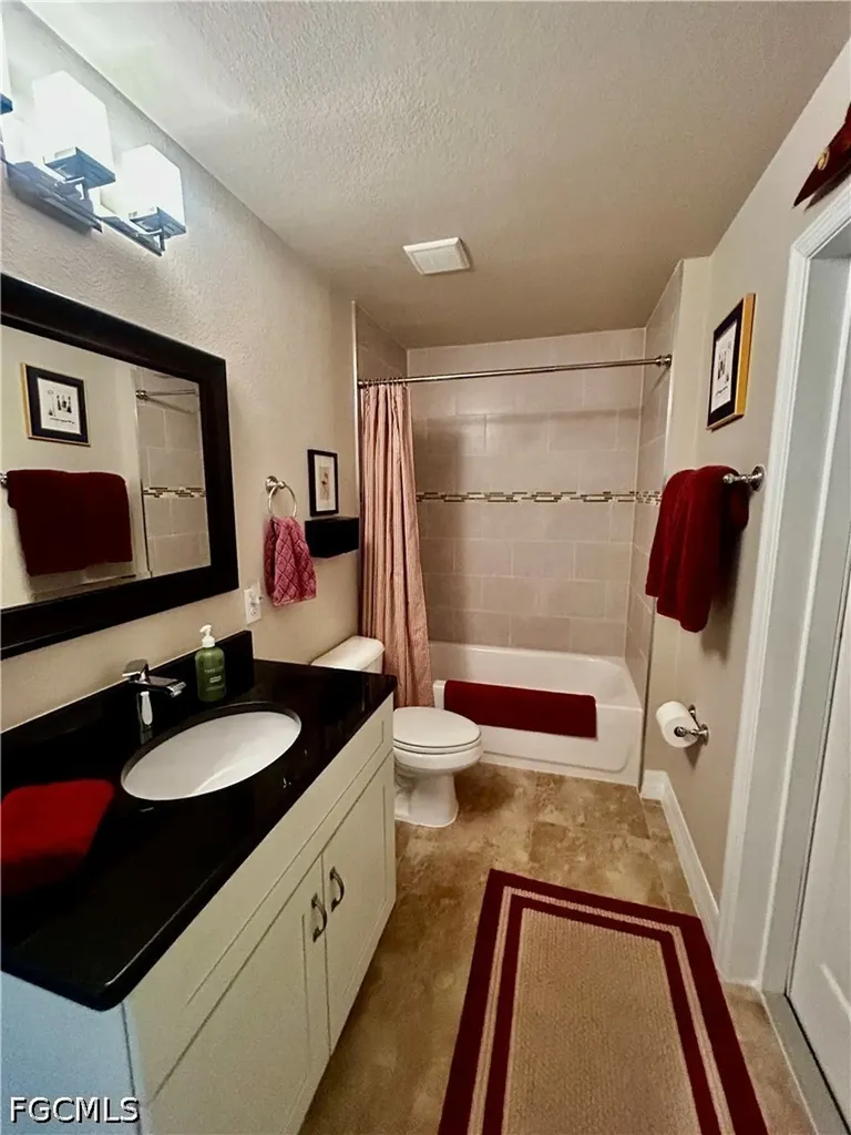 2552 SW 28th Avenue Cape Coral FL 33914