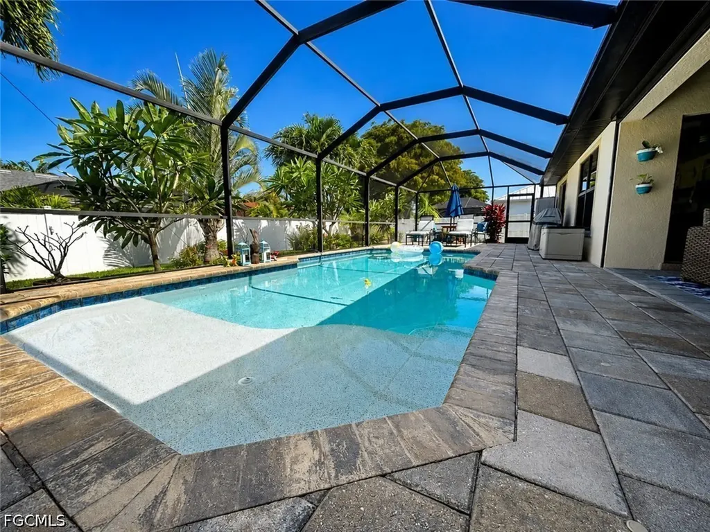 2552 SW 28th Avenue Cape Coral FL 33914