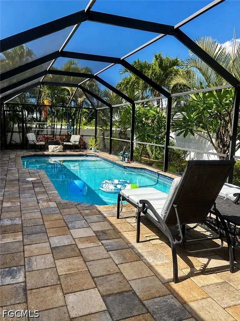 2552 SW 28th Avenue Cape Coral FL 33914