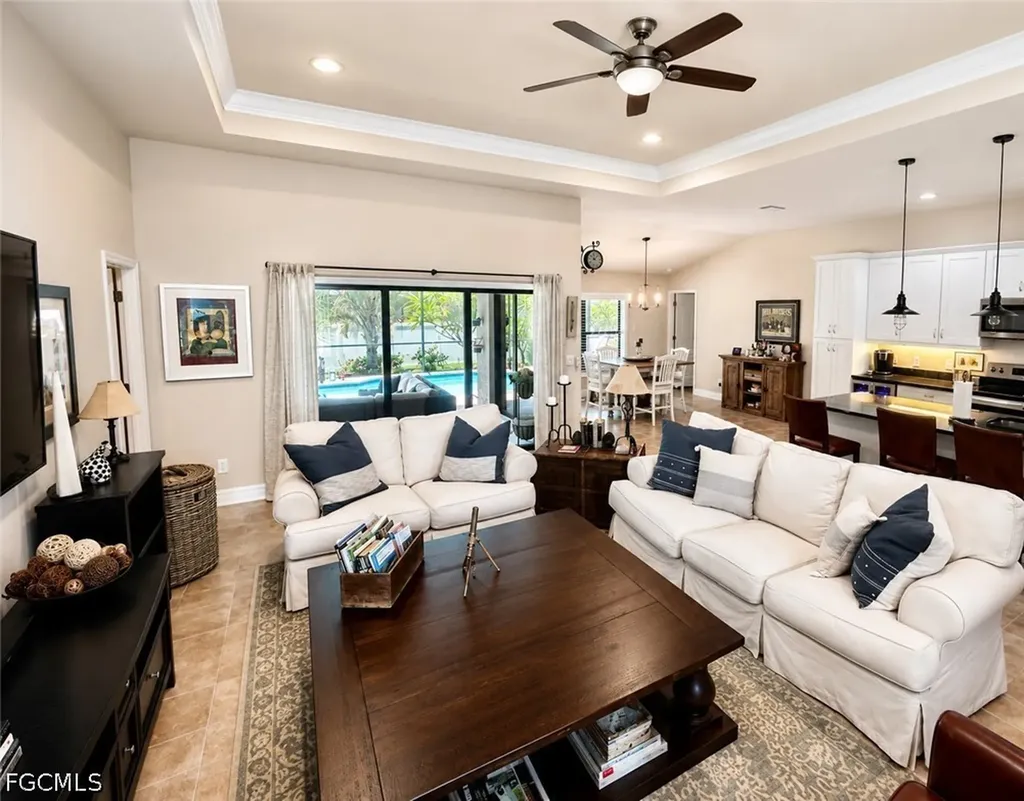 2552 SW 28th Avenue Cape Coral FL 33914