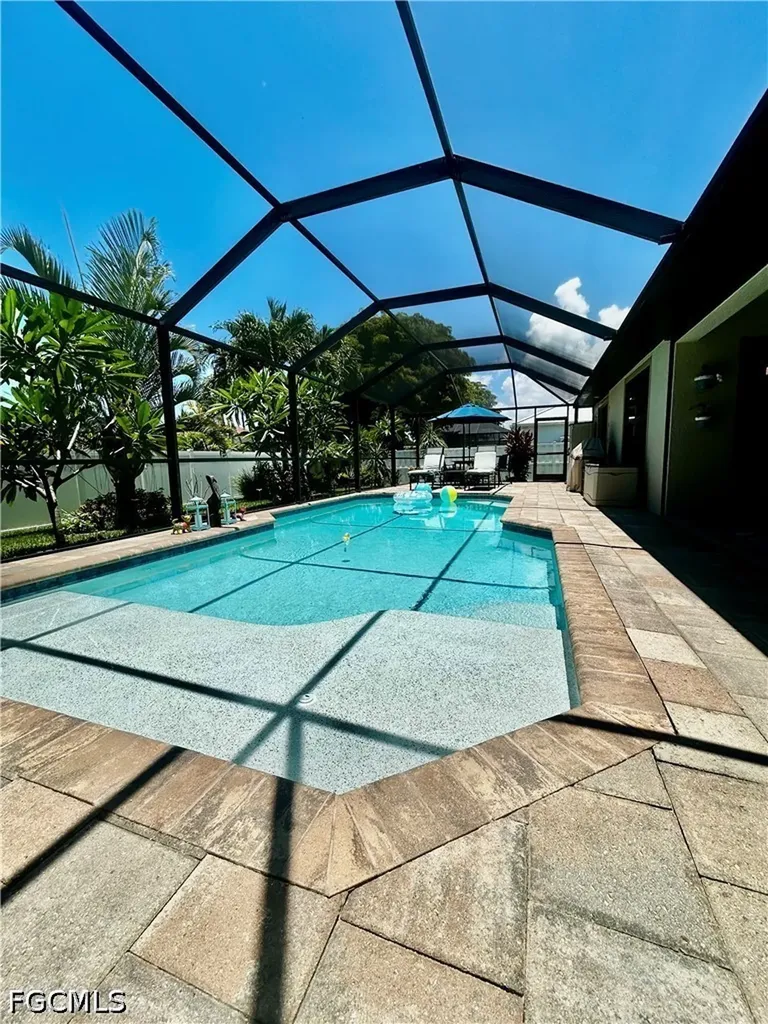 2552 SW 28th Avenue Cape Coral FL 33914