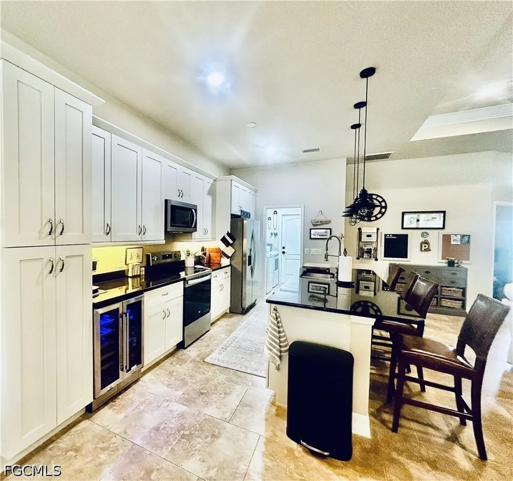 2552 SW 28th Avenue Cape Coral FL 33914