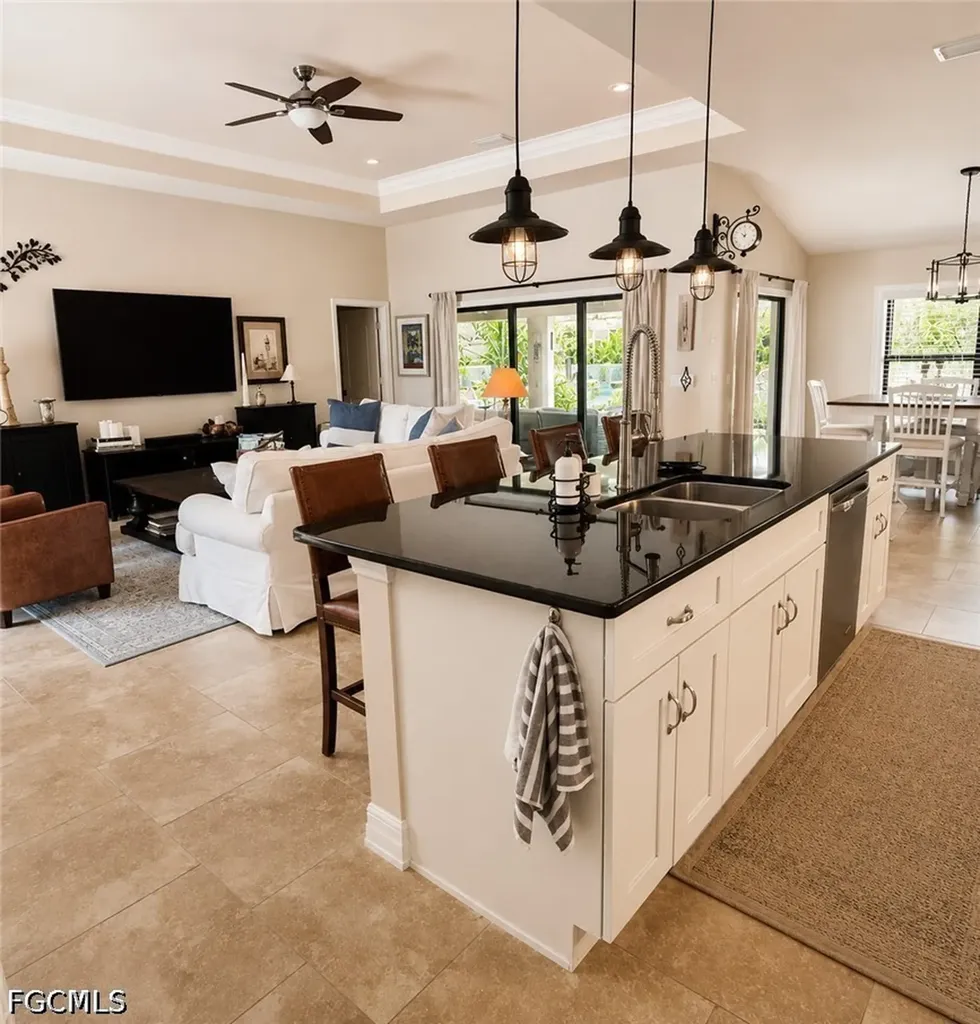 2552 SW 28th Avenue Cape Coral FL 33914
