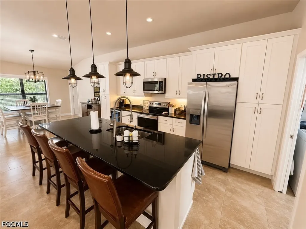 2552 SW 28th Avenue Cape Coral FL 33914
