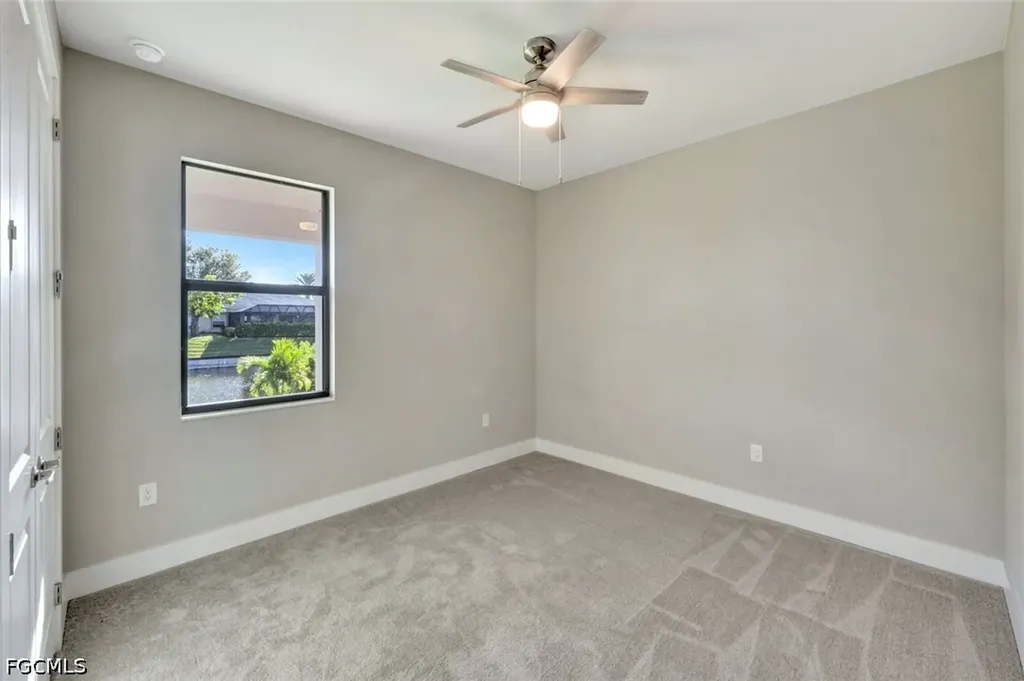 2721 SW 11th Avenue Cape Coral FL 33914