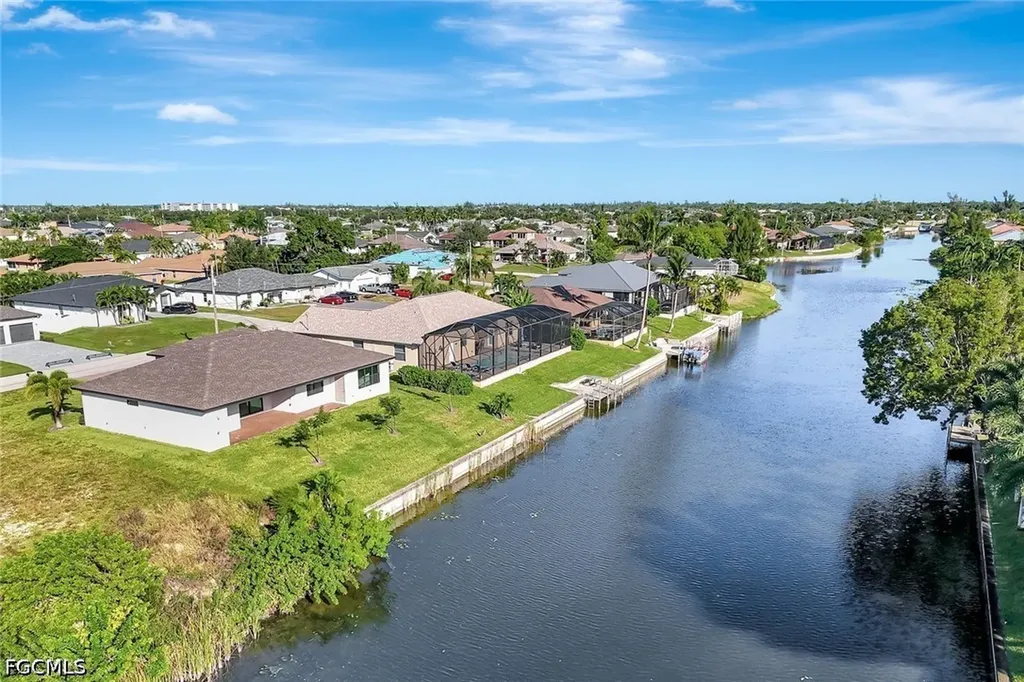 2721 SW 11th Avenue Cape Coral FL 33914