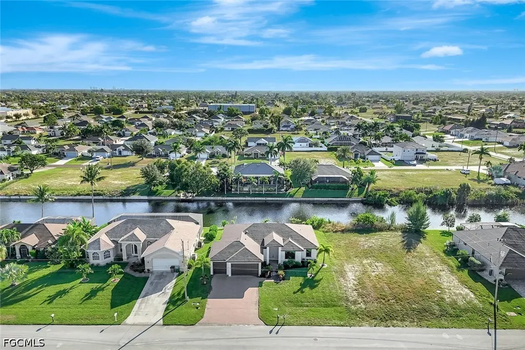 2721 SW 11th Avenue Cape Coral FL 33914