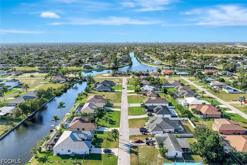2721 SW 11th Avenue Cape Coral FL 33914