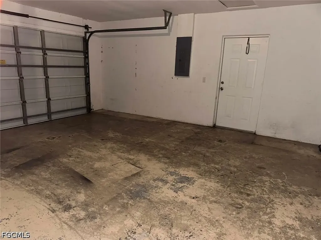 2701 NW 4th Terrace Cape Coral FL 33993