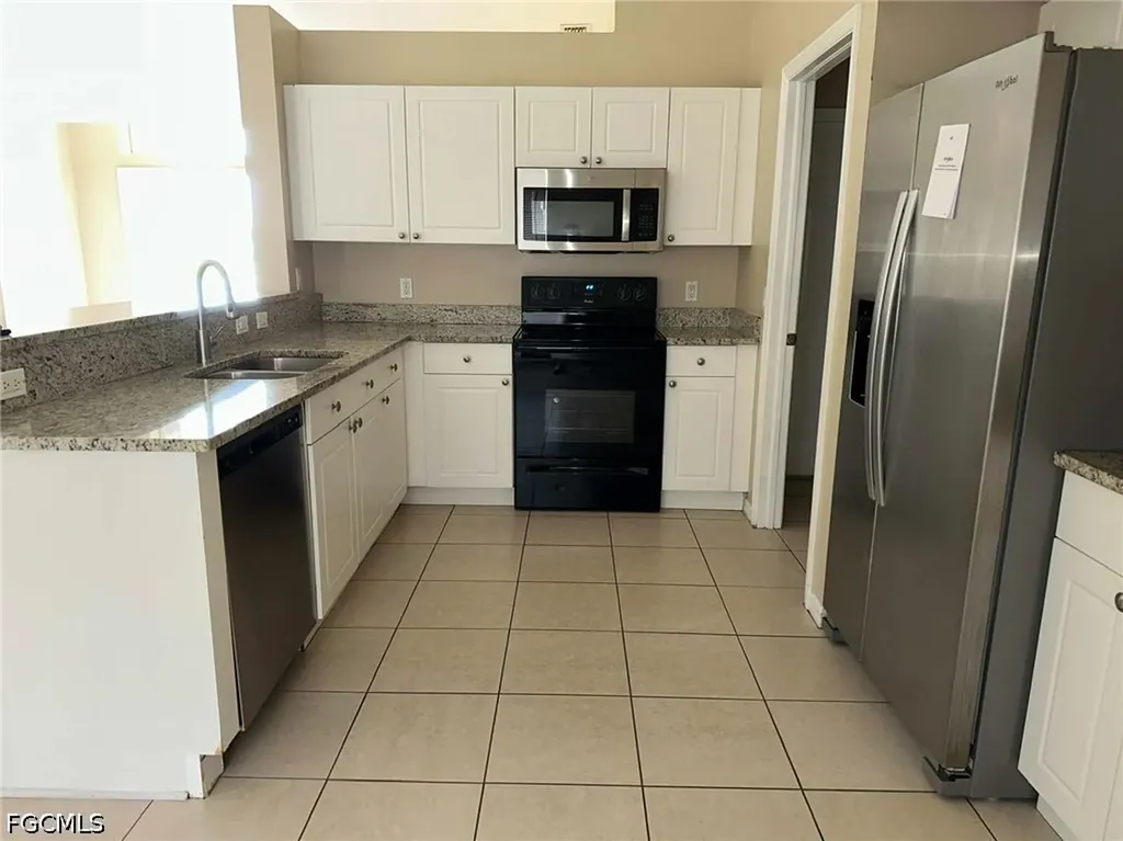 2701 NW 4th Terrace Cape Coral FL 33993