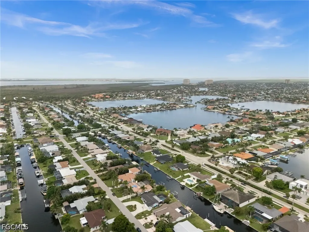 5122 SW 3rd Avenue Cape Coral FL 33914