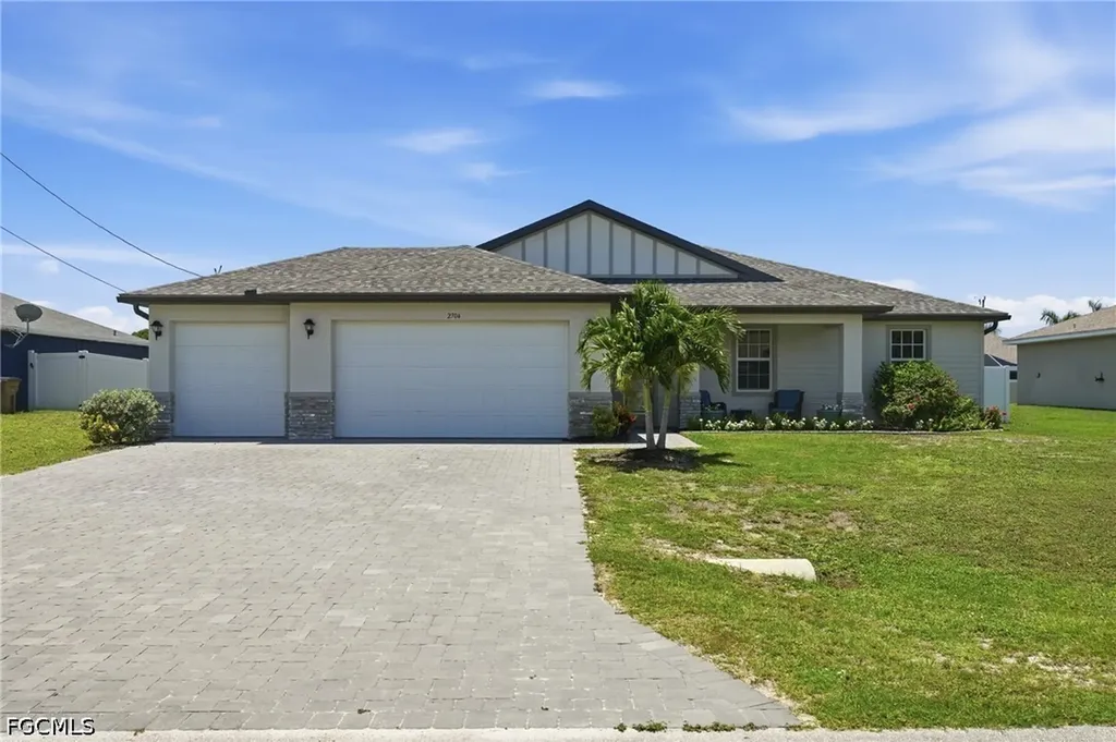 Cape Coral FL, 2704 SW 15th Avenue