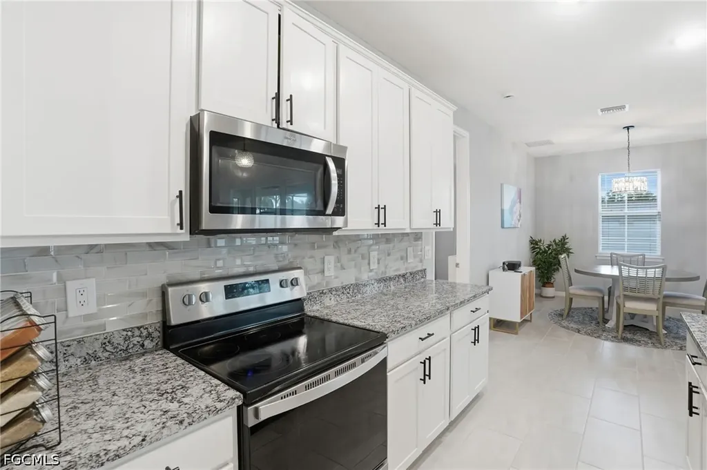 2704 SW 15th Avenue Cape Coral FL 33914
