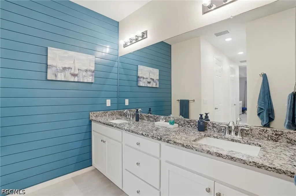 2704 SW 15th Avenue Cape Coral FL 33914