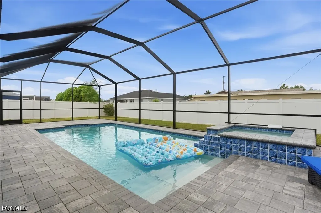 2704 SW 15th Avenue Cape Coral FL 33914