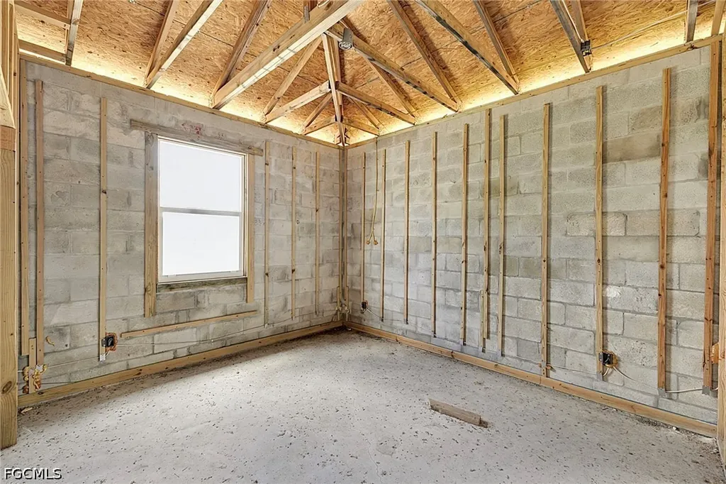 351 Western Avenue S Lehigh Acres FL 33974