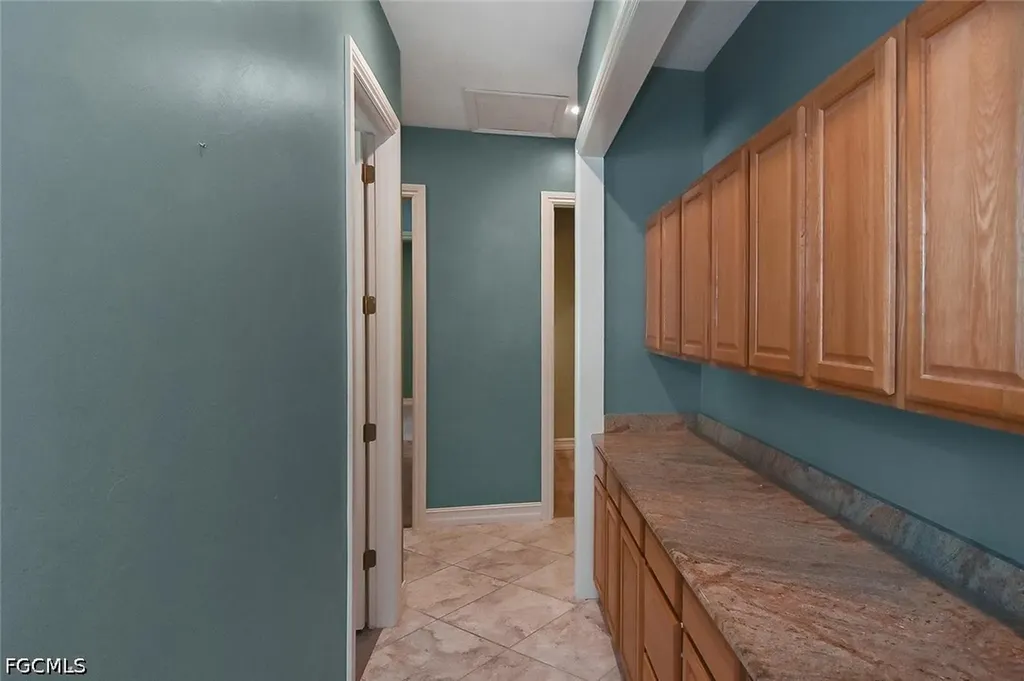 2808 SW 33rd Terrace Cape Coral FL 33914