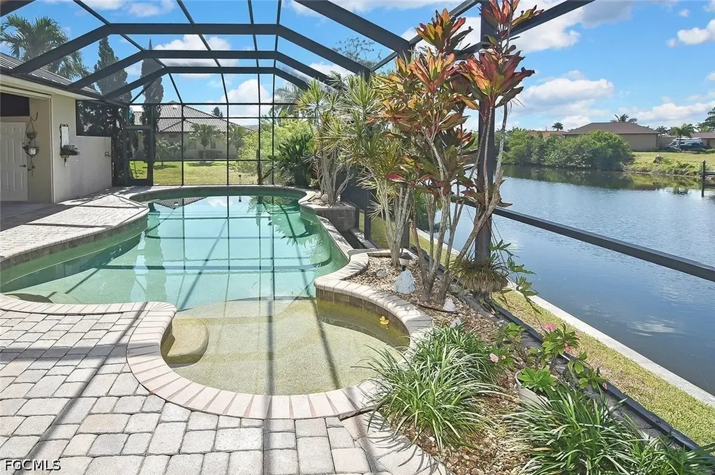 2808 SW 33rd Terrace Cape Coral FL 33914
