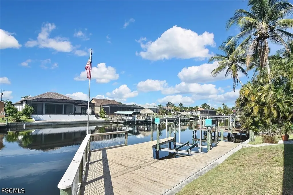 2808 SW 33rd Terrace Cape Coral FL 33914