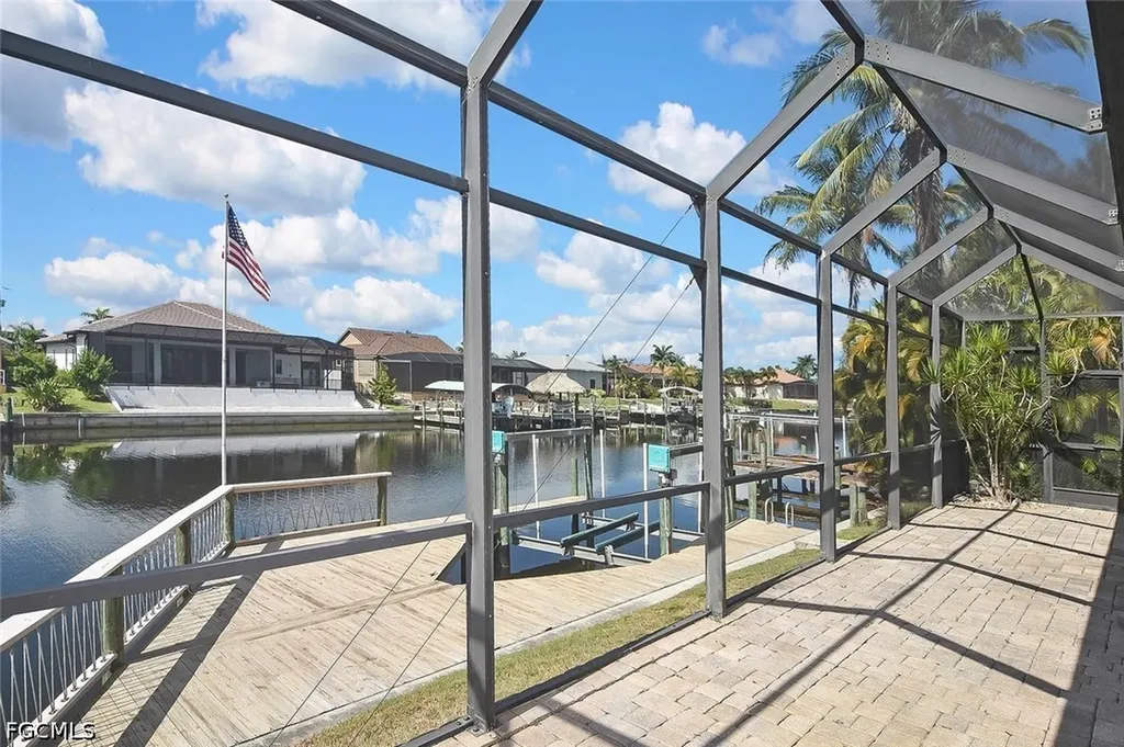 2808 SW 33rd Terrace Cape Coral FL 33914