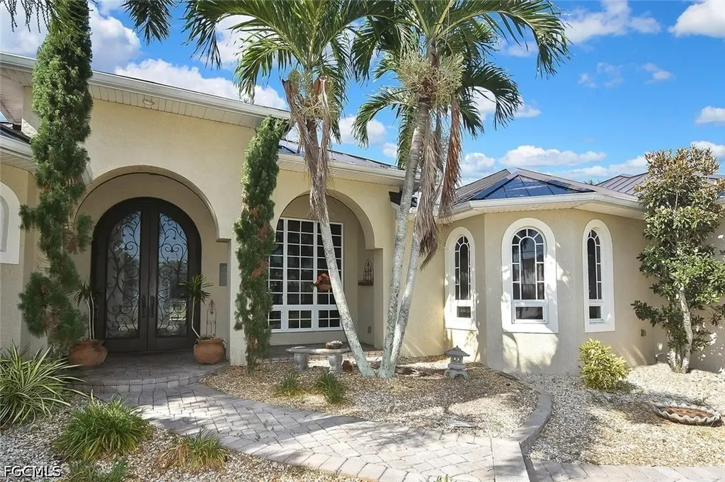 2808 SW 33rd Terrace Cape Coral FL 33914