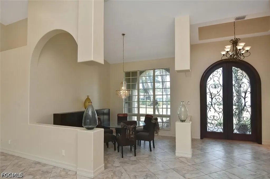 2808 SW 33rd Terrace Cape Coral FL 33914