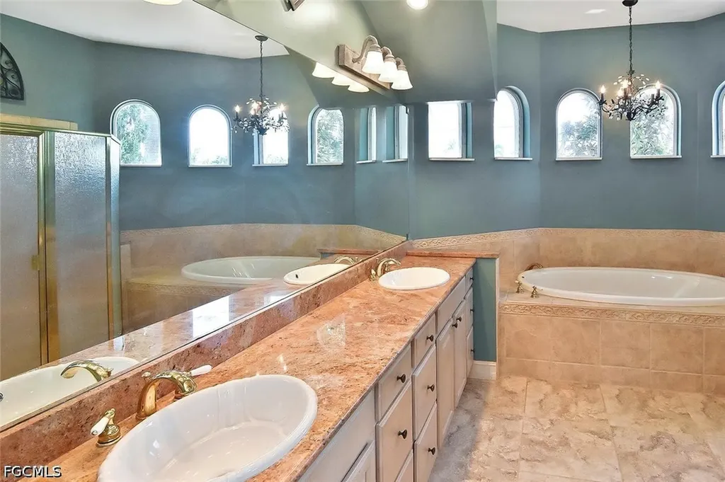 2808 SW 33rd Terrace Cape Coral FL 33914