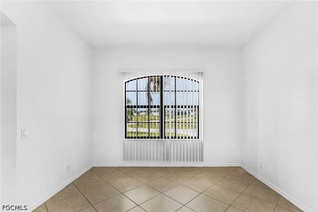 831 NW 30th Street Cape Coral FL 33993