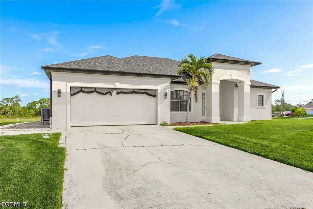 831 NW 30th Street Cape Coral FL 33993