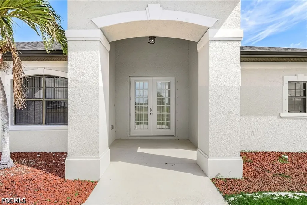 831 NW 30th Street Cape Coral FL 33993