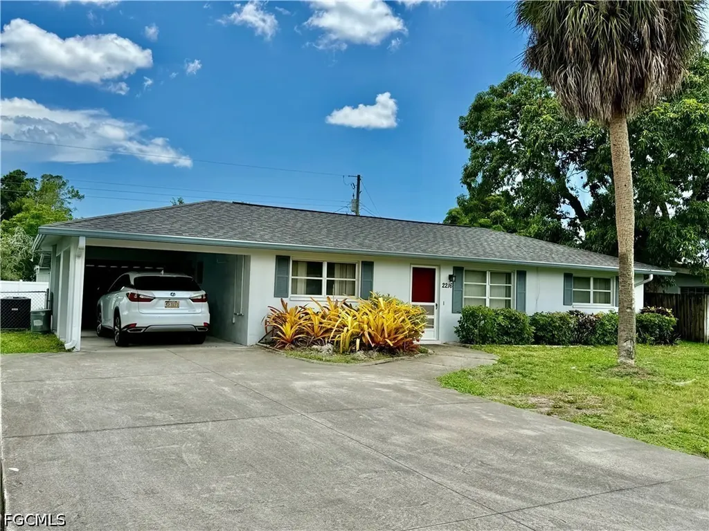 2216 Gorham Avenue Fort Myers FL 33907