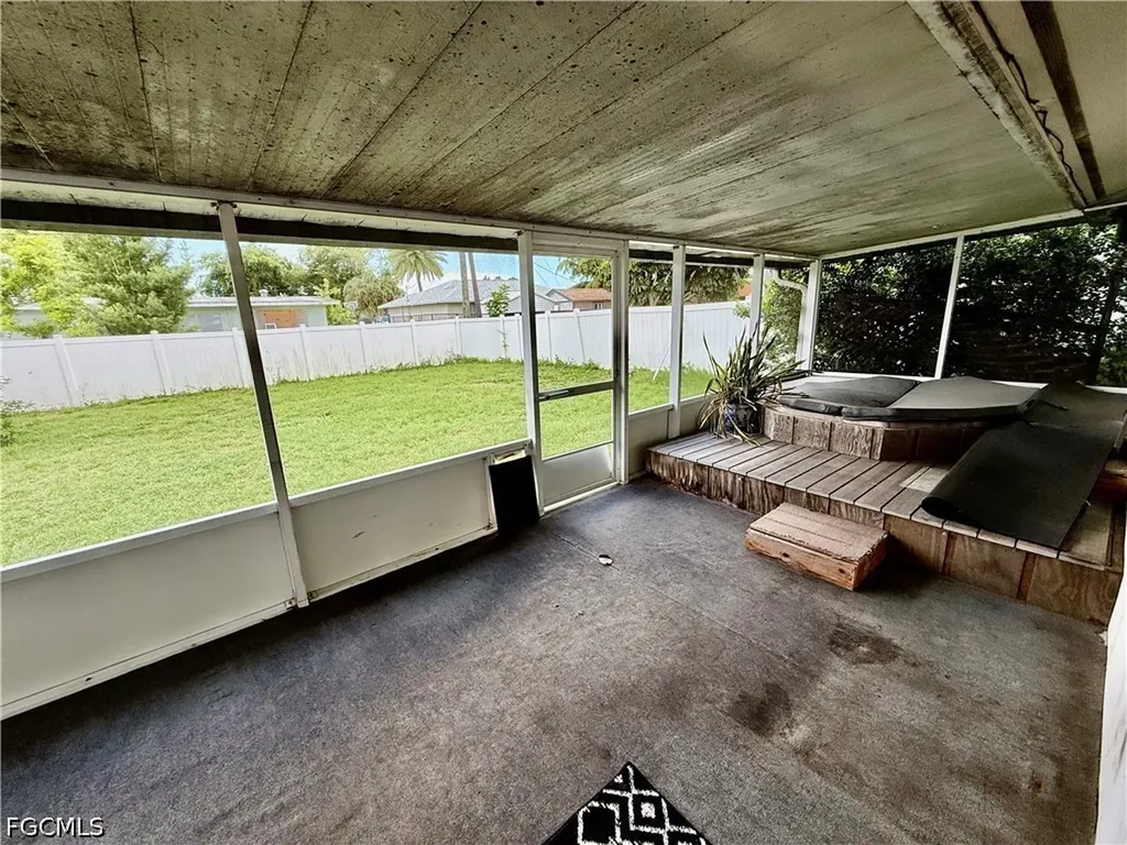 2216 Gorham Avenue Fort Myers FL 33907