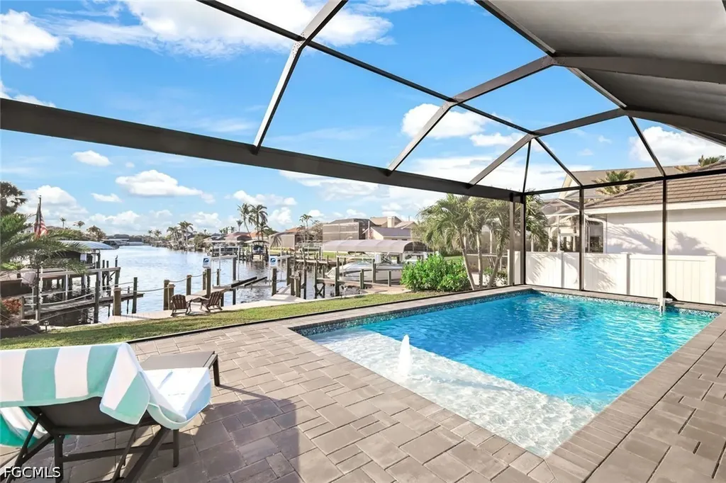 5244 Agualinda Boulevard Cape Coral FL 33914