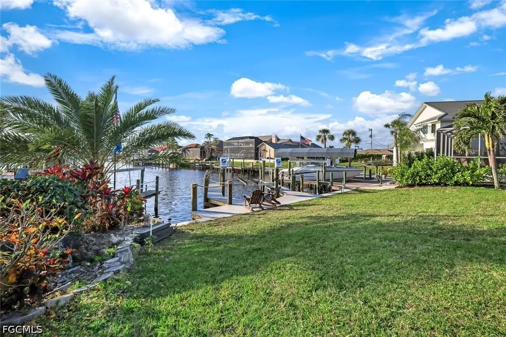 5244 Agualinda Boulevard Cape Coral FL 33914