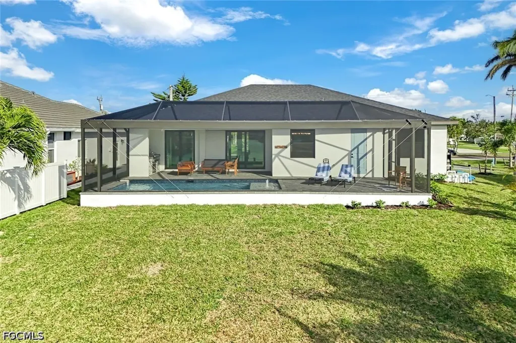 5244 Agualinda Boulevard Cape Coral FL 33914