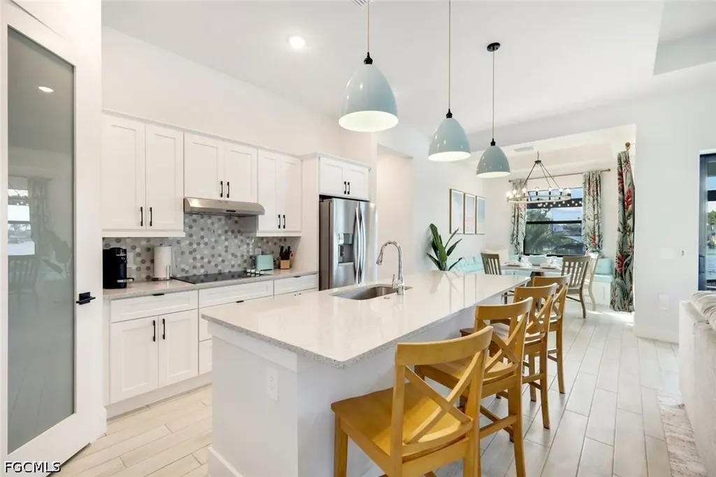 5244 Agualinda Boulevard Cape Coral FL 33914