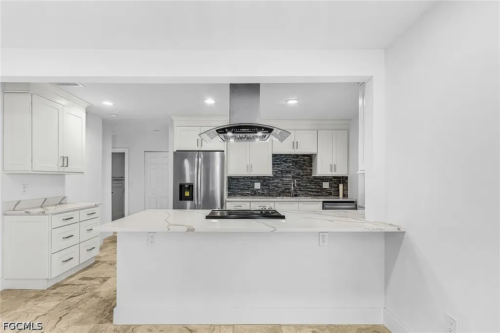 209 Kingston Drive Fort Myers FL 33905