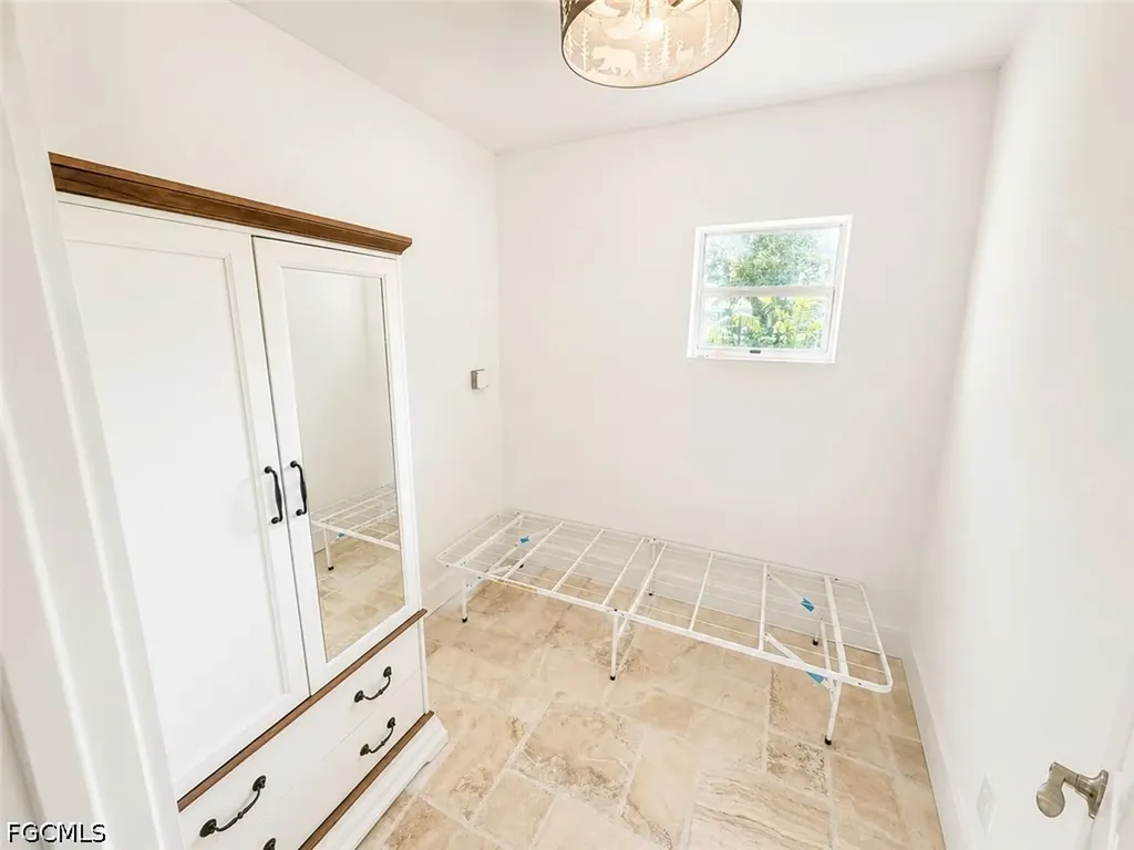 209 Kingston Drive Fort Myers FL 33905