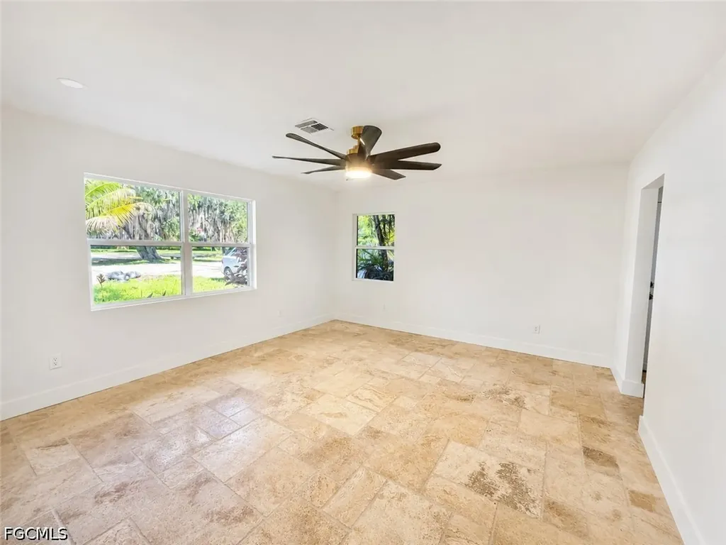 209 Kingston Drive Fort Myers FL 33905